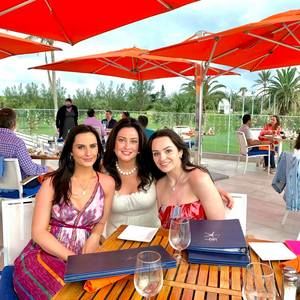 Meet your Posher, Elizabeth